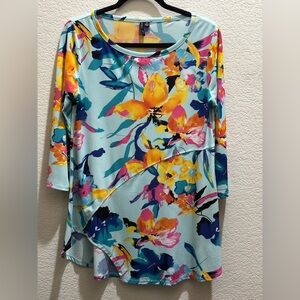 Venini Light Aqua Floral Scoop Neck Tunic with Bright Accent Blooms